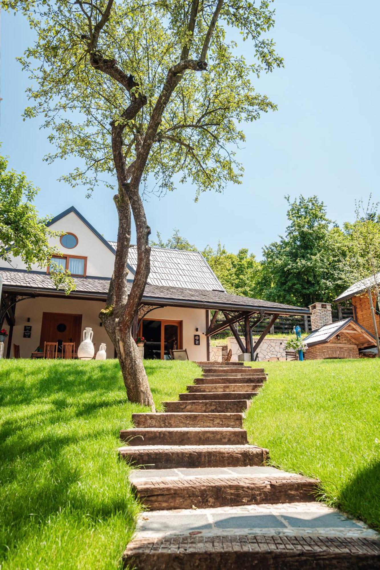 Toplik Village Resort Lukavica Exteriér fotografie